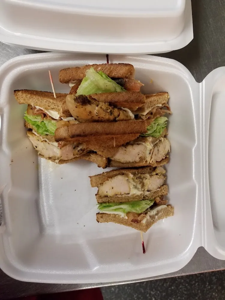 Grilled Chicken Club